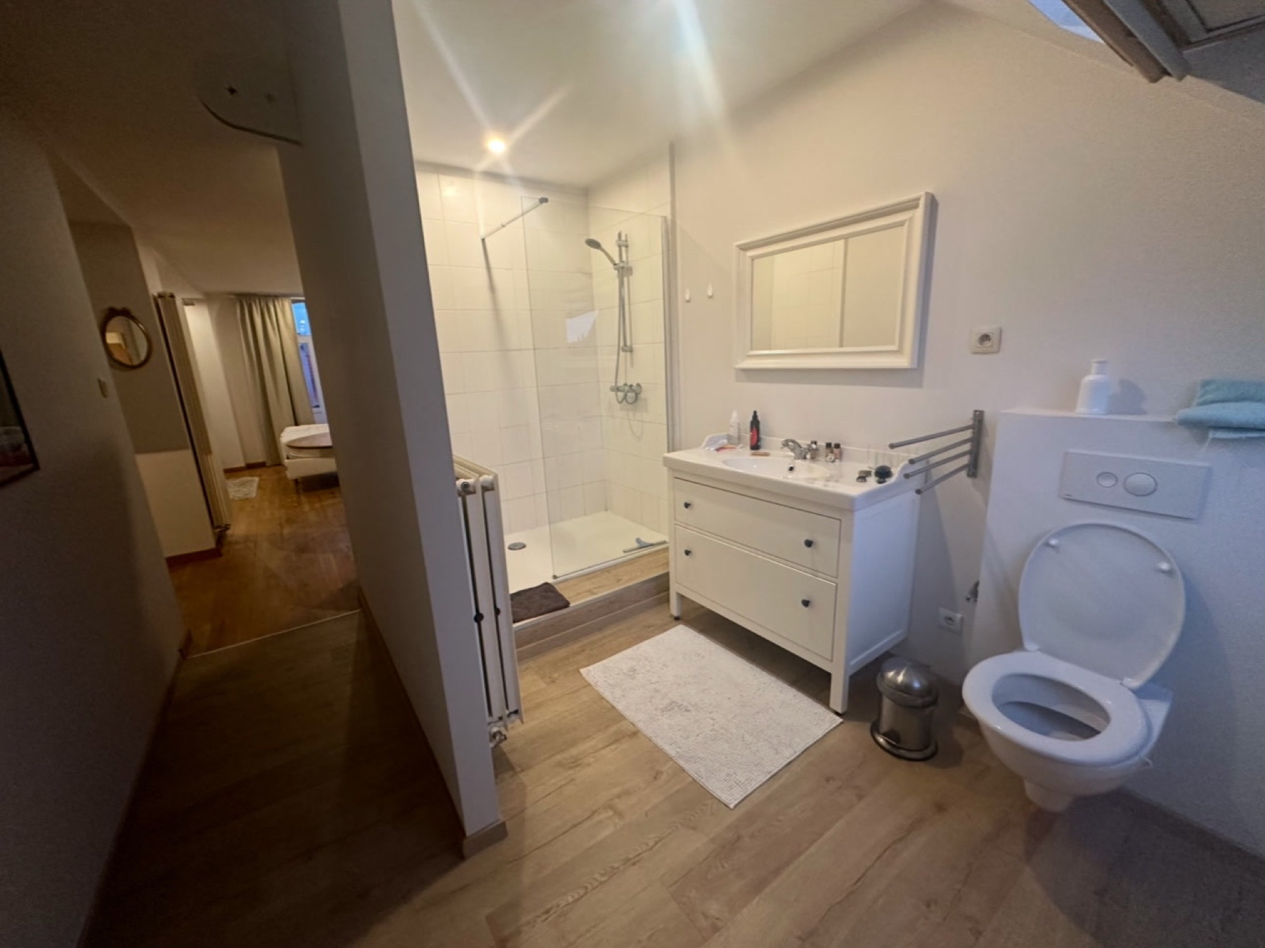 The Yoake Residence: bathroom